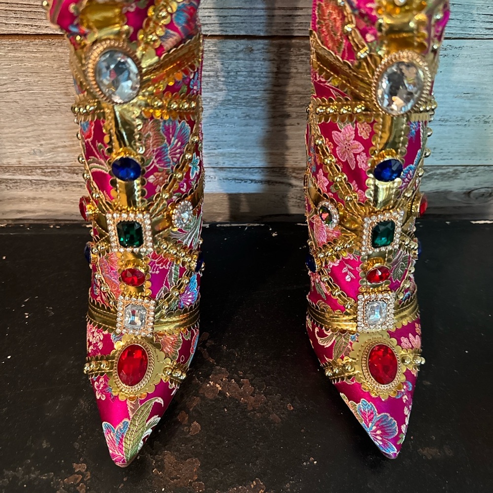 NWT Vibrant Jewel-Embellished Heeled Boots - Picture 2 of 5